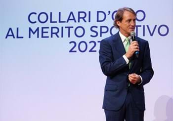 A Mancini la Palma d’Oro al merito tecnico: “Speriamo che il 2022 sia meglio del 2021”