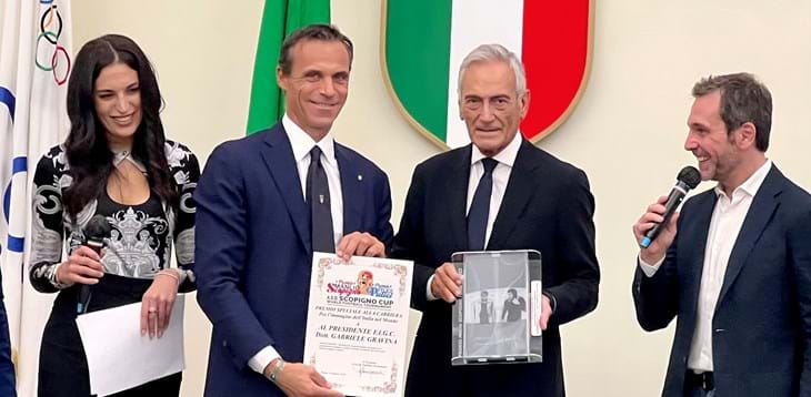 Consegnato al presidente Gabriele Gravina il premio ‘Manlio Scopigno’ e 'Felice Pulici'