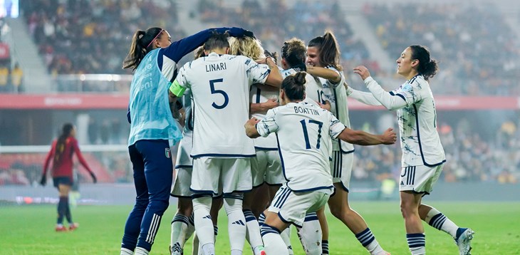 Azzurre, che impresa! L’Italia fa festa in casa delle campionesse del mondo, Spagna battuta 3-2. Soncin: “Risultato storico”