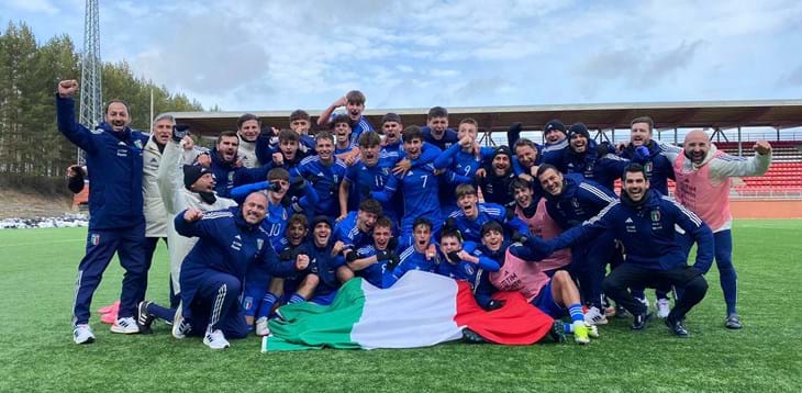 U17s score late penalty to qualify for Euro finals