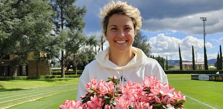 Torna l'appuntamento con l'Azalea della Ricerca: le Azzurre scendono in campo al fianco di Fondazione AIRC