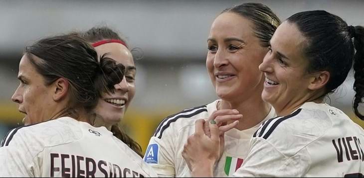 La Roma campione d’Italia batte 6-5 il Sassuolo, la Fiorentina stacca il pass per la Champions