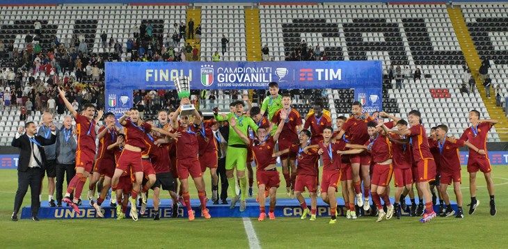 Under 15 Serie A e B, la Roma trionfa ad Ascoli: battuto 2-1 il Genoa in rimonta. Scala: