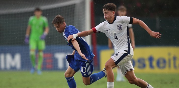 U16s beaten 3-2 by England