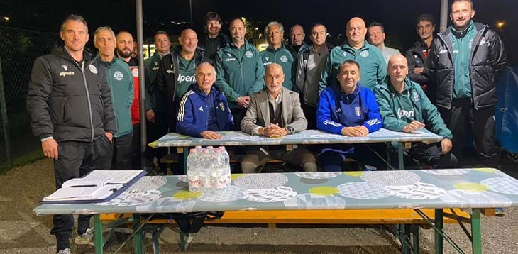 La transizione offensiva - Il tema dello workshop tenuto da Massimo Bertinato, mister dell'Asd Olimpia Merano