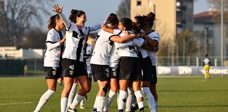 Prima sconfitta per la Ternana, il Parma non sbaglia e torna in vetta con le umbre