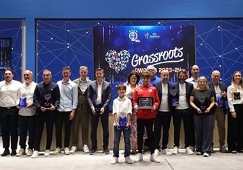 Grassroots Awards 2024/2025: aprono le candidature. Chi saranno le prossime eccellenze del calcio di base?