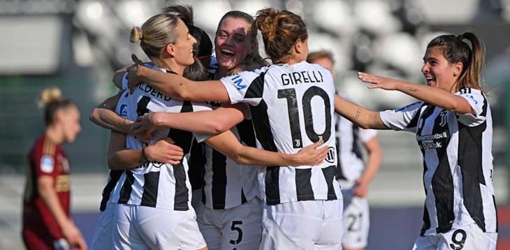 La Juventus vince 4-3 la sfida con la Roma, 0-0 tra Fiorentina e Milan, 3-1 del Sassuolo sul Napoli