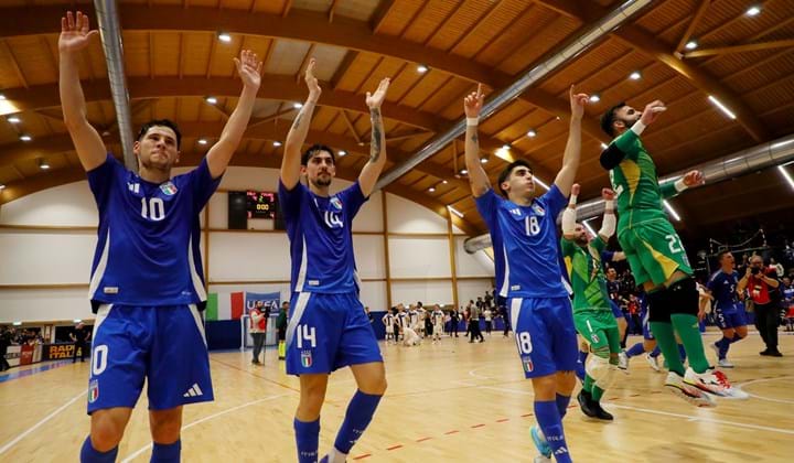 Un bel successo dell'Italfutsal davanti ai 2.000 di Fasano