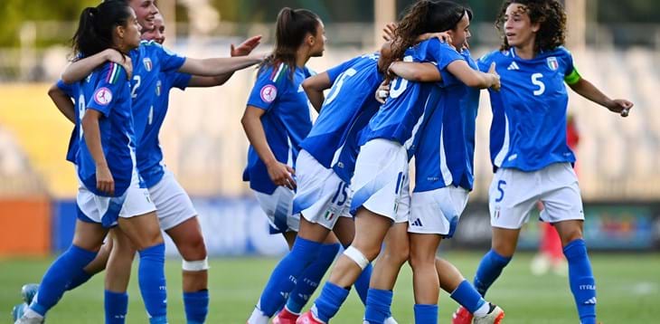 Dopo il Mondiale Under 20, l'Italia vuole la semifinale dell'Europeo. Sabato alle 16 a Rszezow c'è la Francia, basta un pari per passare il turno