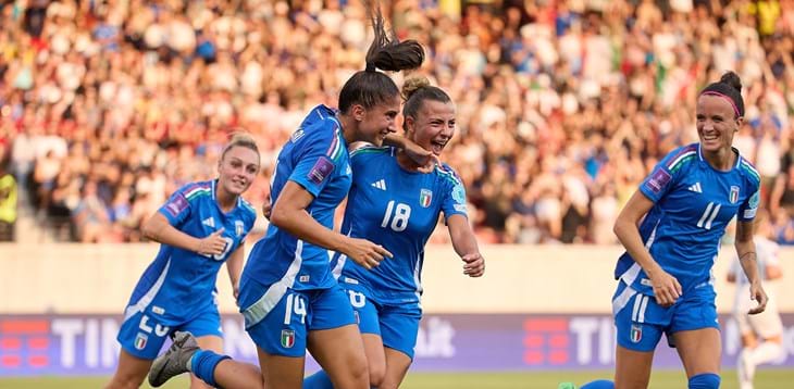 Su Vivo Azzurro TV lo speciale sulla qualificazione a EURO 2025. Il 26 giugno il lancio della docuserie ‘Le Azzurre Siamo Noi’