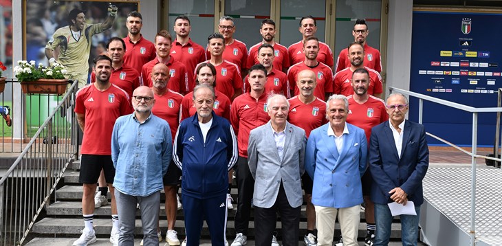 Dalle esperienze al Chelsea e all’Ajax, alle lezioni di Benitez e Allegri: un anno di corso UEFA Pro