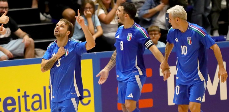 Pulvirenti-De Oliveira, l’Italia c’è e batte 2-1 il Kazakistan nell’andata dello spareggio di qualificazione a Futsal EURO 2026