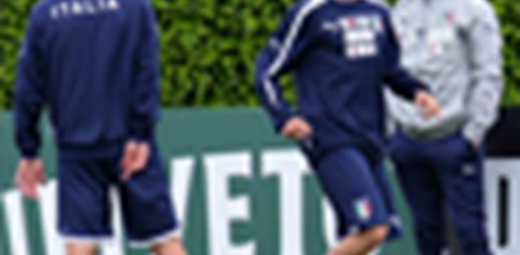 Stasera l’amichevole con San Marino. Azzurri in campo contro il razzismo