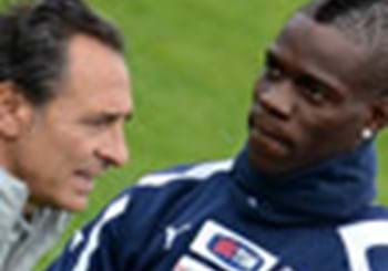 Prandelli: “Dobbiamo assolutamente vincere”. E Balotelli insegue Riva