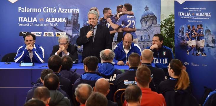 Proseguono le iniziative di ‘Palermo città azzurra’: Palazzo delle Aquile si illumina a festa