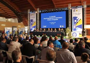 Il Ct Mancini a Villa d’Agri per un evento Eni: “Ragazzi, in campo pensate a divertirvi”