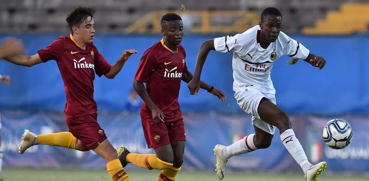 Primato solitario per il Lecce nel girone C, Milan a punteggio pieno dopo tre gare